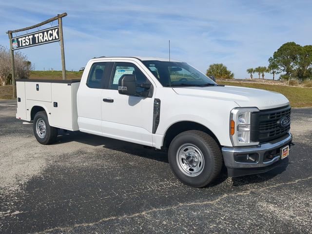 New 2025 Ford F250 XL w/ XL Chrome Package image 2