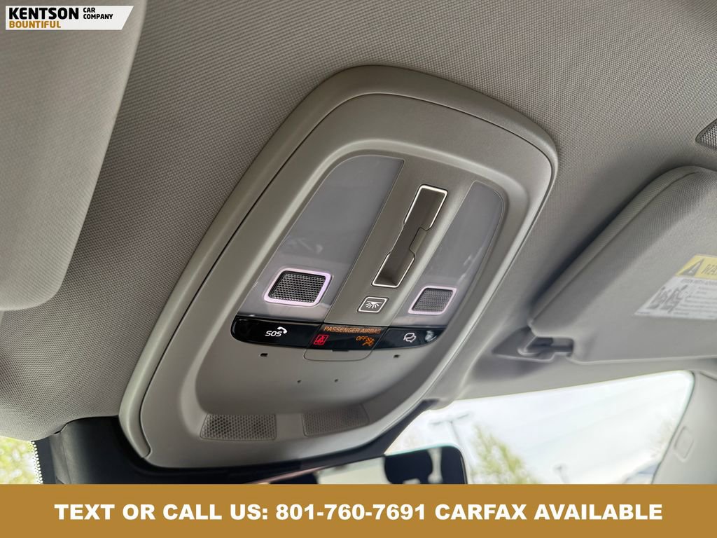 Used 2025 Volvo XC90 B5 Plus AWD/4WD image 29