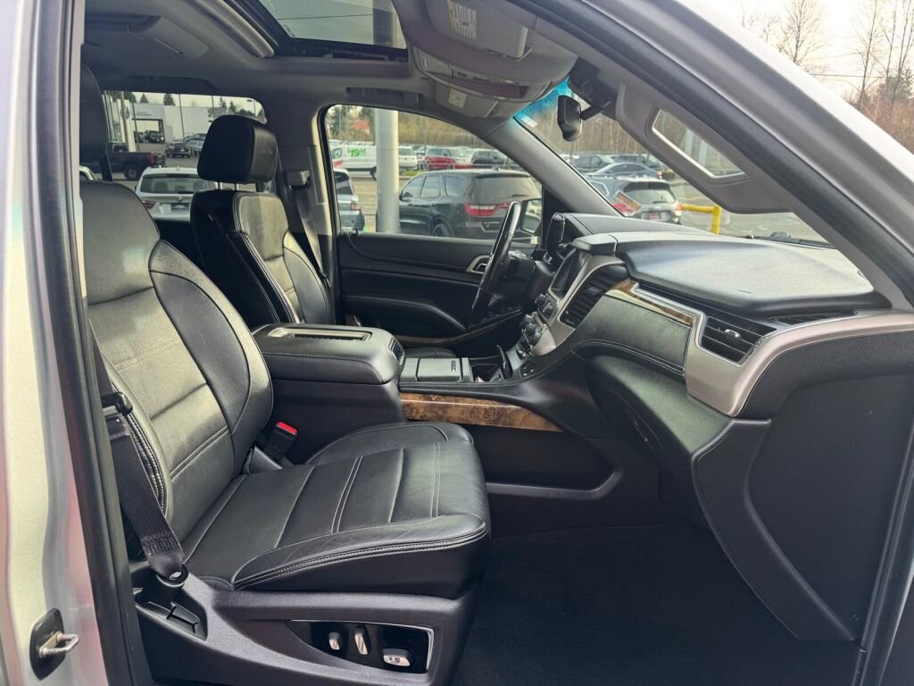 Used 2016 GMC Yukon Denali w/ Open Road Package image 13