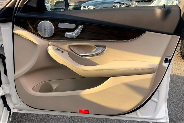 Used 2018 Mercedes-Benz C 300 4MATIC Sedan image 19