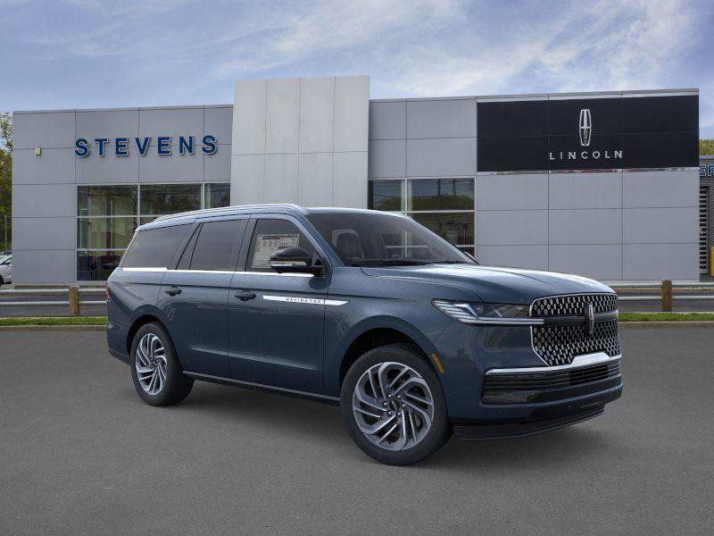 New 2026 Lincoln Navigator Reserve image 1