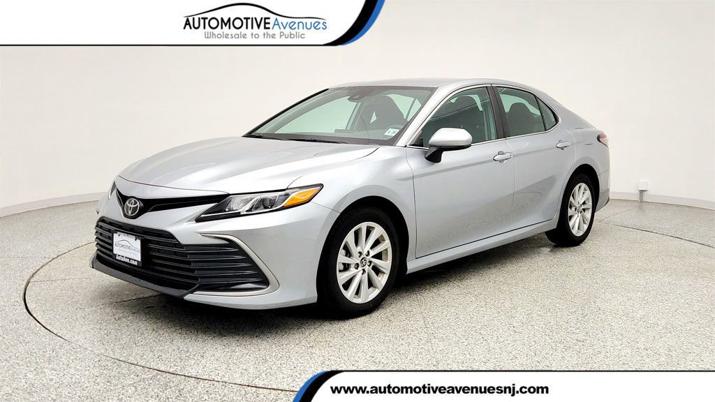 Used 2023 Toyota Camry LE AWD/4WD image 1