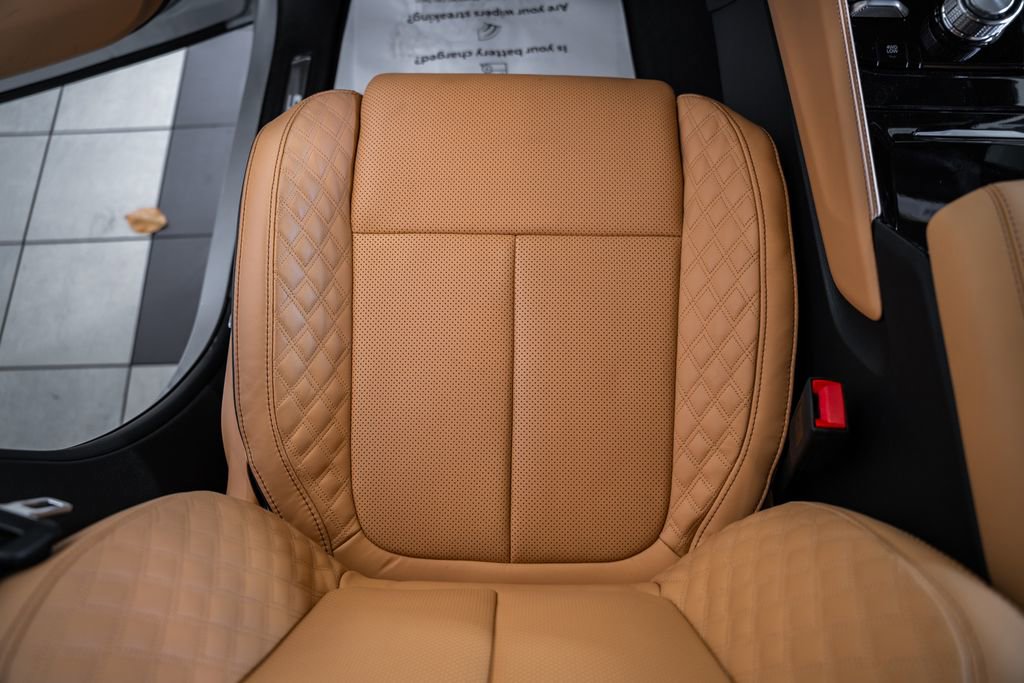 New 2025 Jeep Grand Cherokee Summit image 31