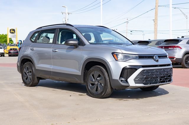New 2026 Volkswagen Taos S image 8
