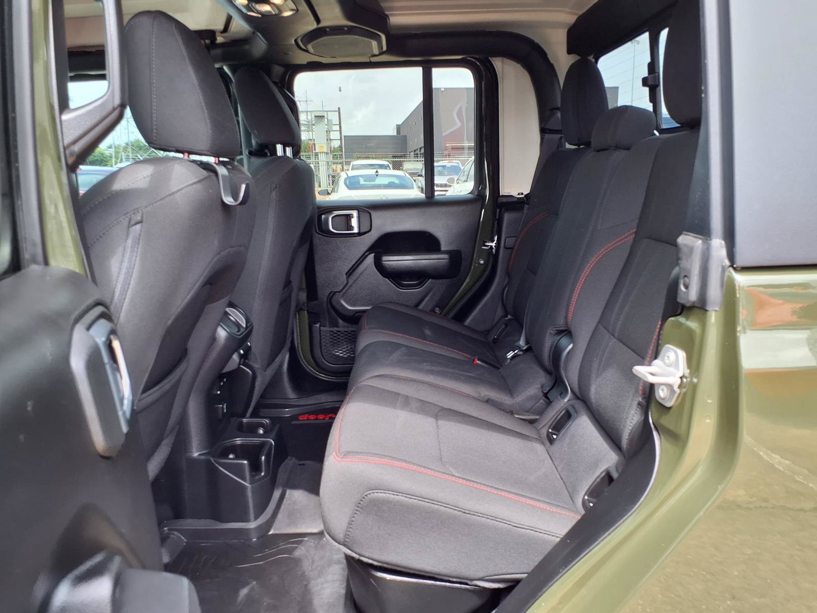 Used 2023 Jeep Gladiator Rubicon AWD/4WD image 21