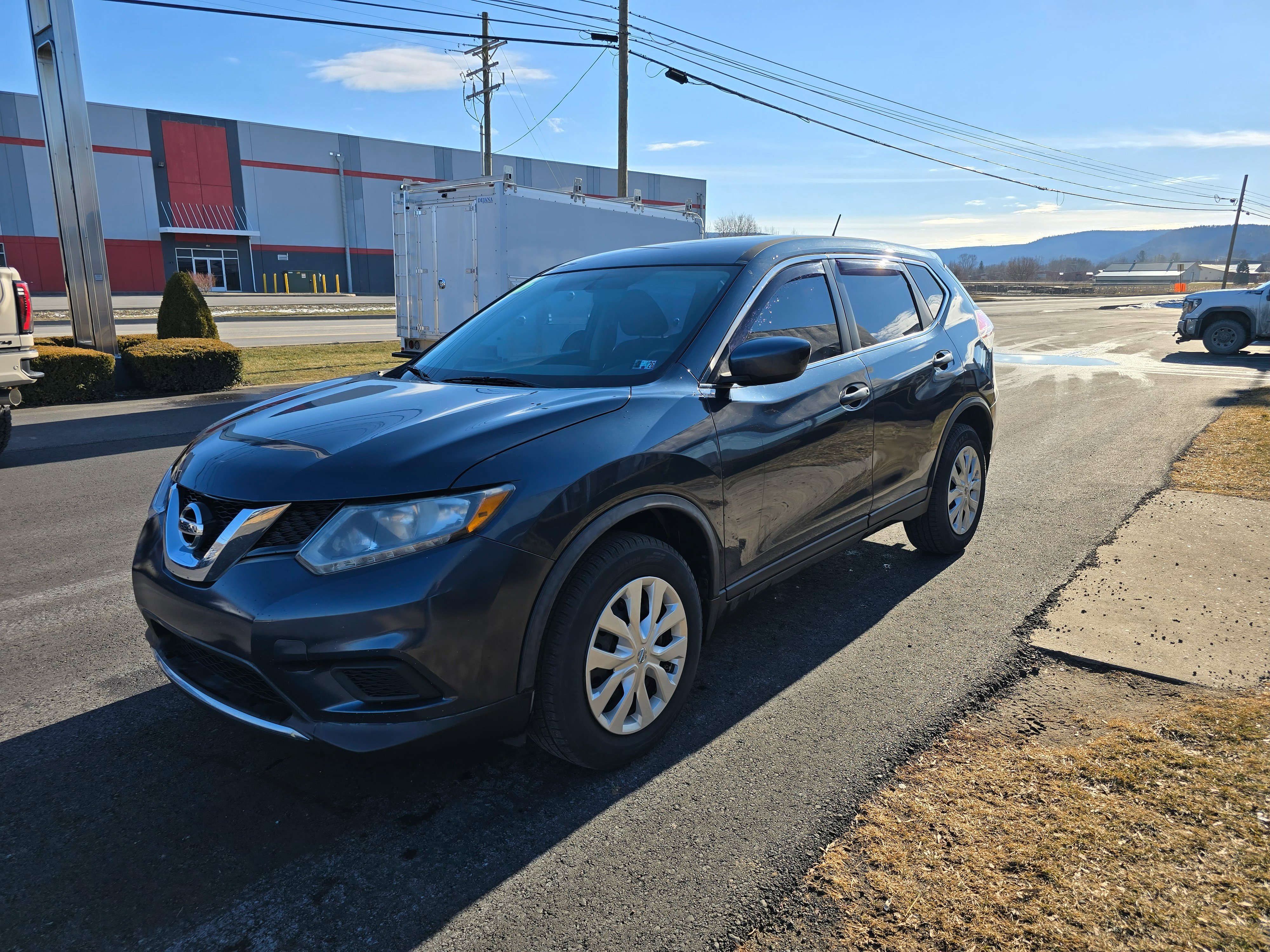 Used 2016 Nissan Rogue S image 7