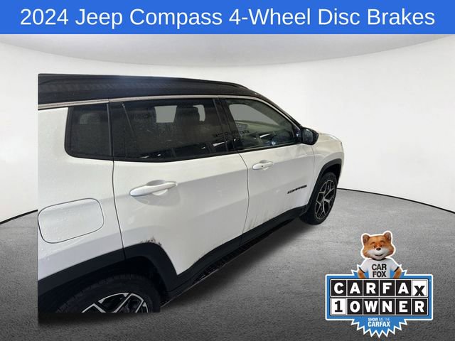 Used 2024 Jeep Compass Limited image 17