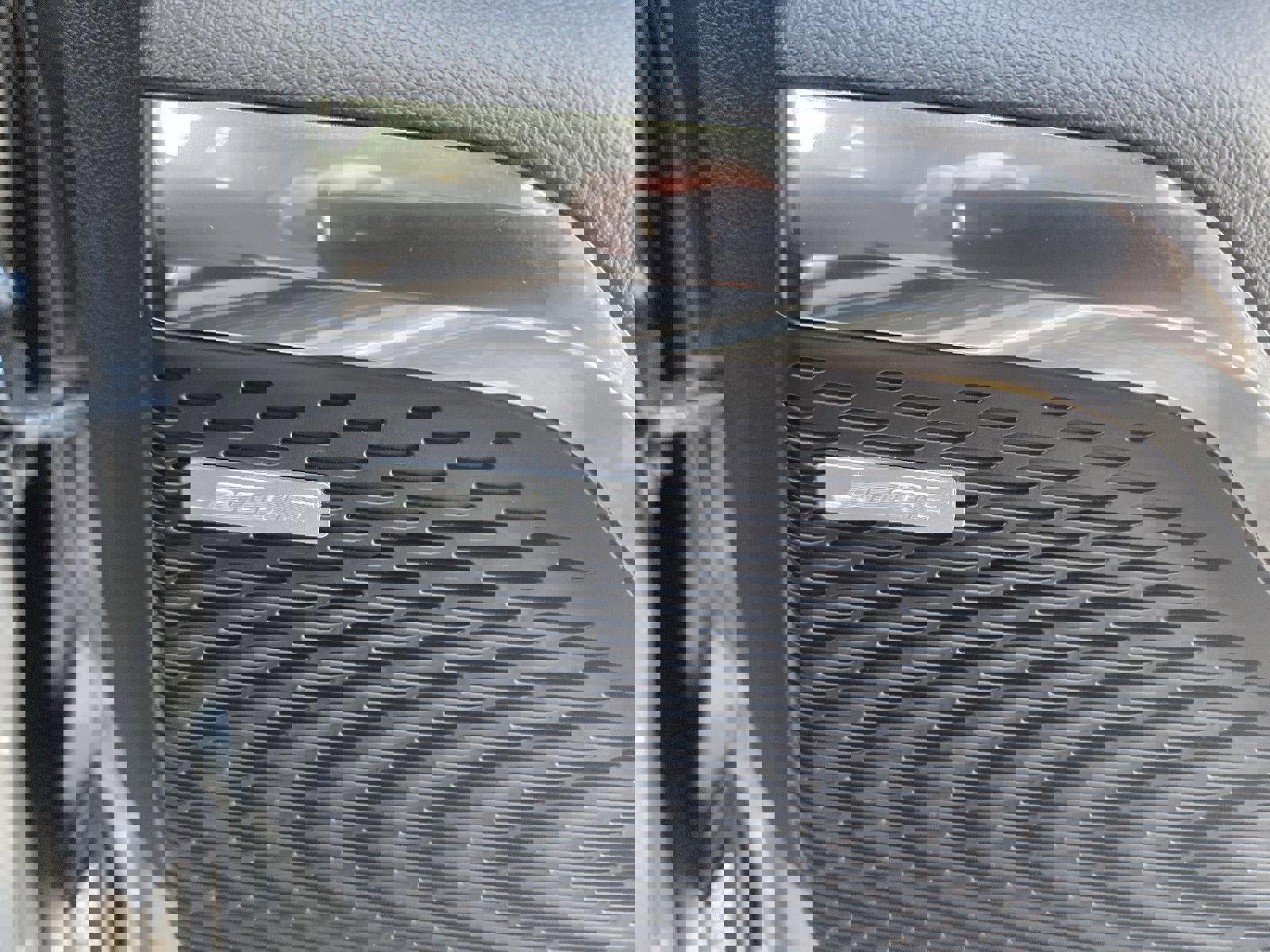 New 2025 GMC Acadia Elevation AWD/4WD image 38