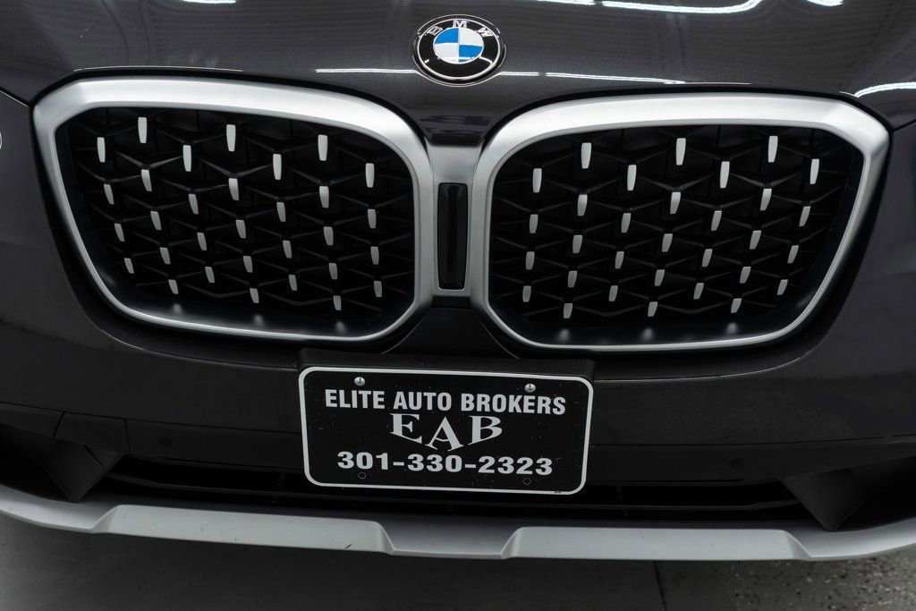 Used 2025 BMW X4 xDrive30i w/ Premium Package image 43