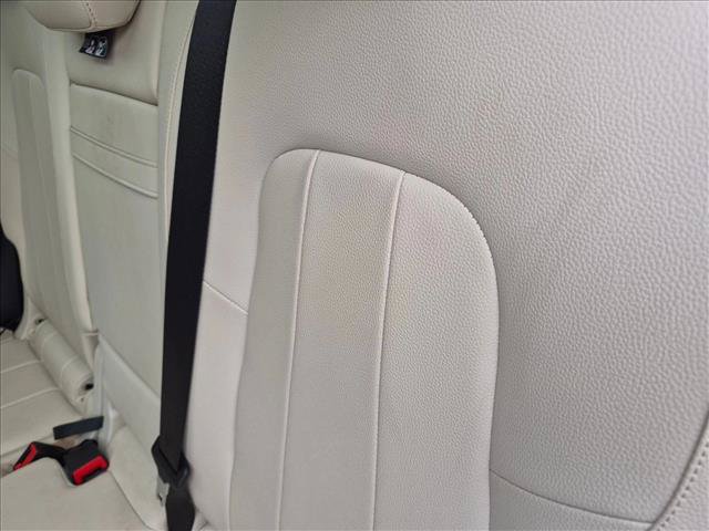 Used 2023 Mercedes-Benz EQB 300 4MATIC w/ Pinnacle Package image 17