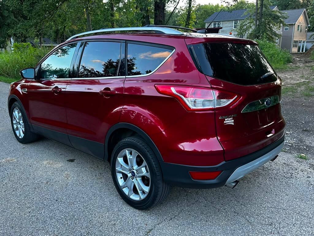 Used 2015 Ford Escape Titanium FWD image 8