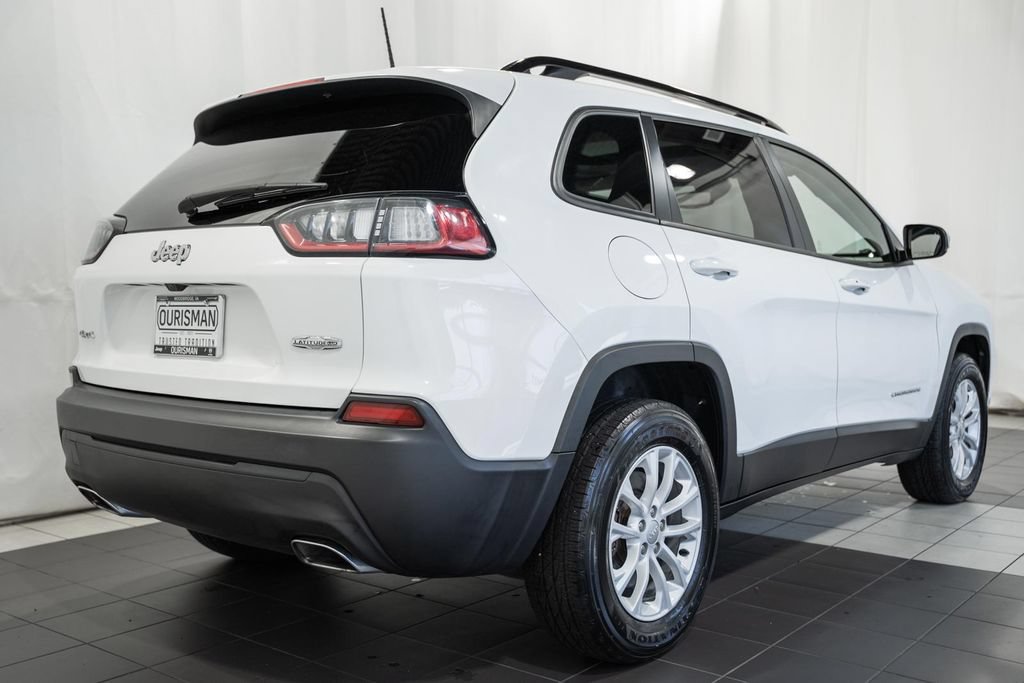 Certified 2022 Jeep Cherokee Latitude Lux w/ Sun & Sound Group AWD/4WD image 4