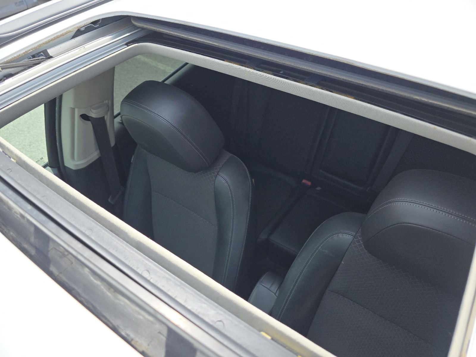 Used 2019 Buick Encore Preferred FWD image 3