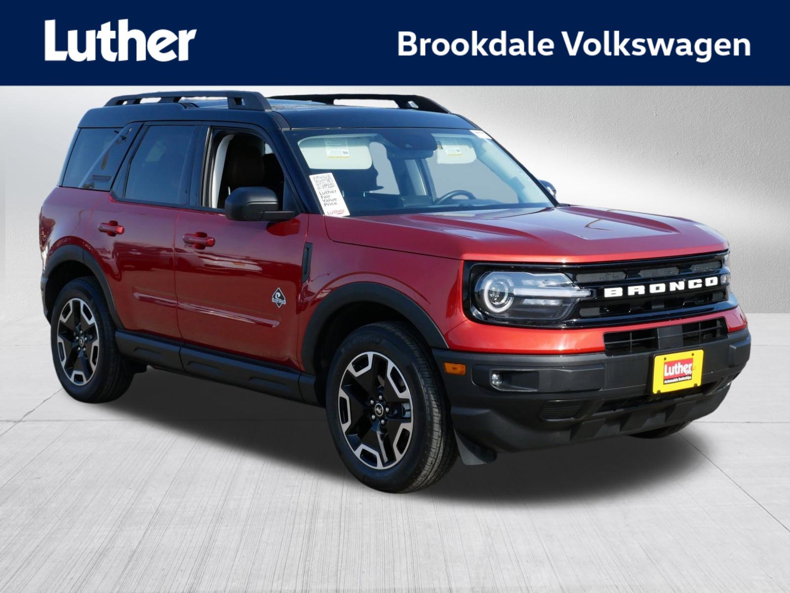 Used 2023 Ford Bronco Sport Outer Banks w/ Tech Package AWD/4WD image 1