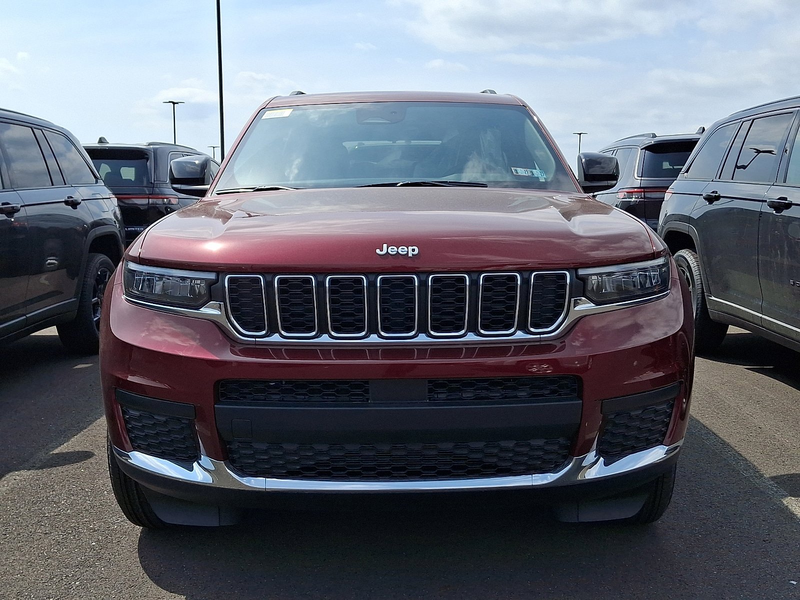 New 2026 Jeep Grand Cherokee L 4WD image 2