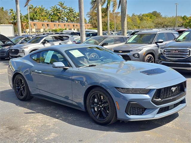 Used 2025 Ford Mustang GT image 2