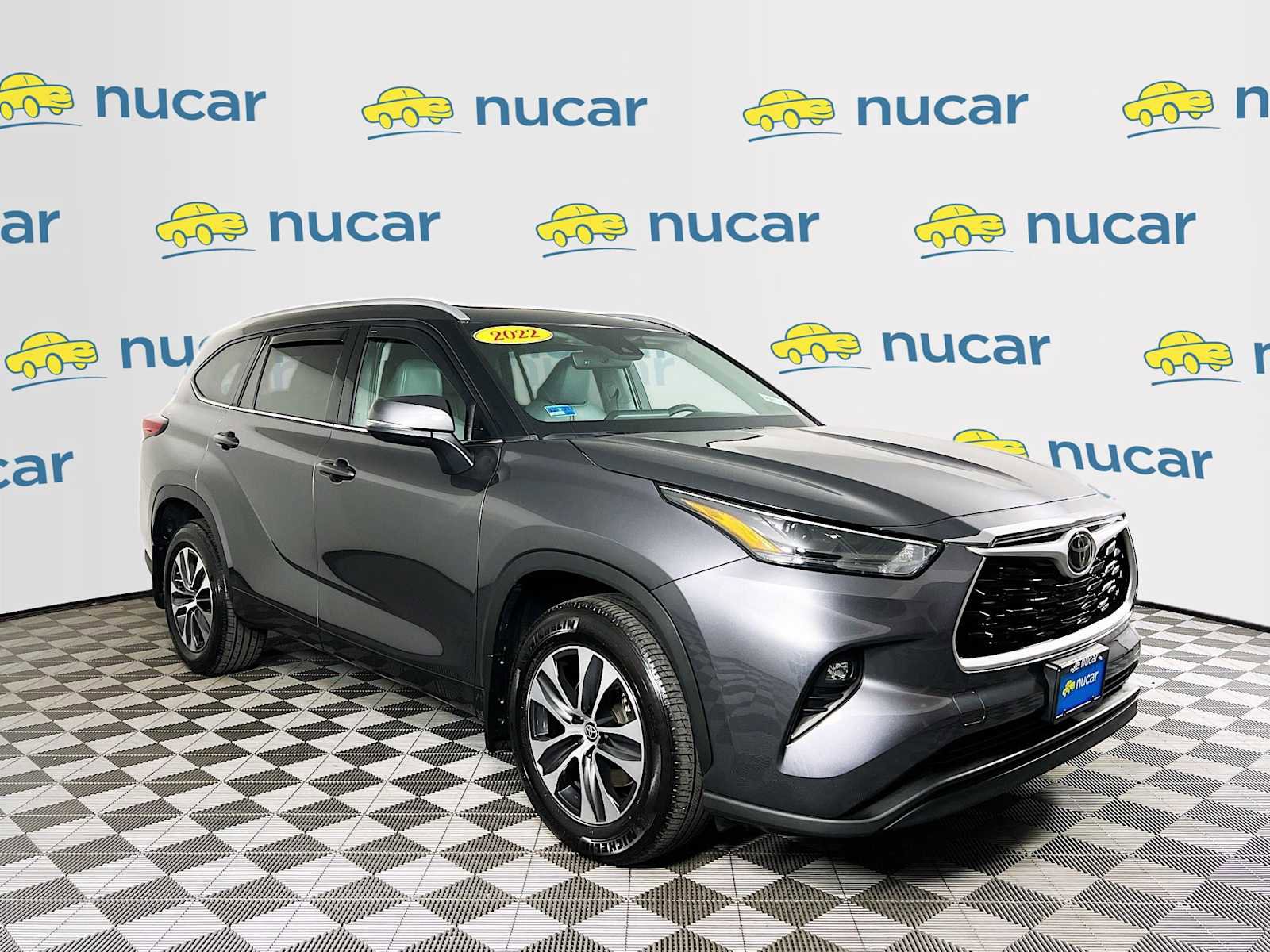 Used 2022 Toyota Highlander XLE