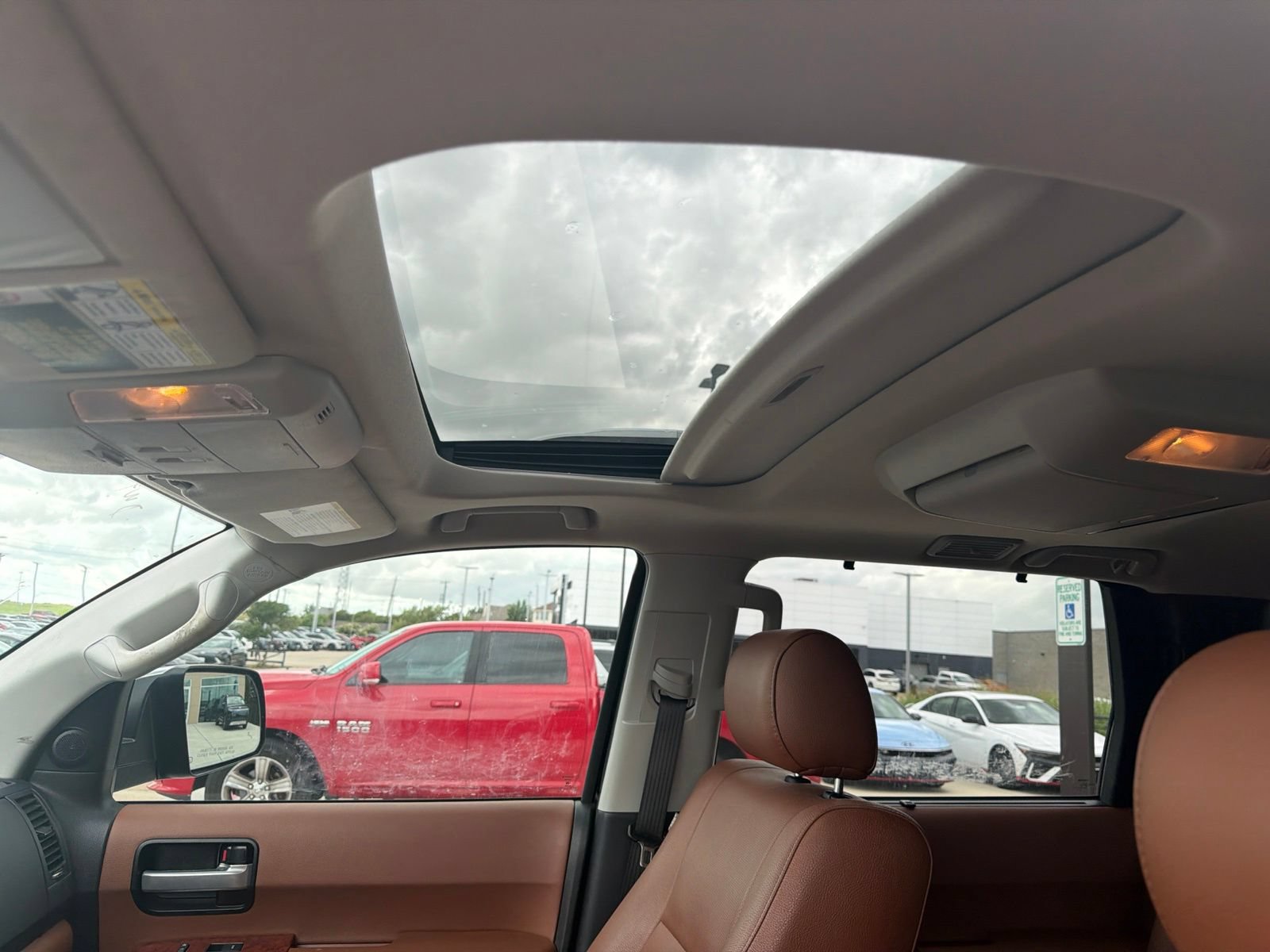 Used 2019 Toyota Sequoia Platinum RWD image 21