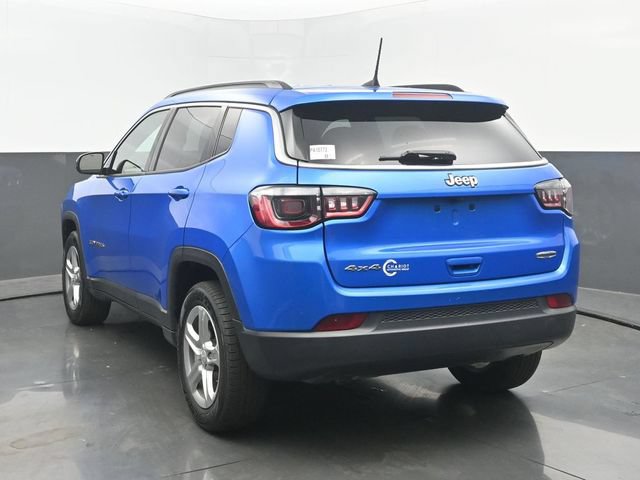 Used 2024 Jeep Compass Latitude AWD/4WD image 4