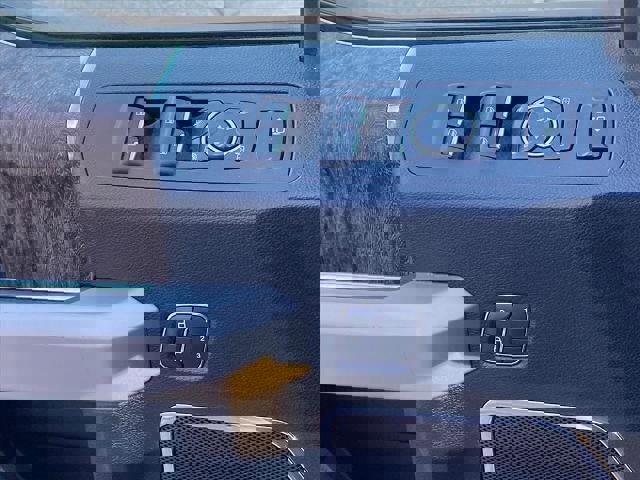 Used 2019 Ford F250 Lariat w/ Lariat Ultimate Package image 23