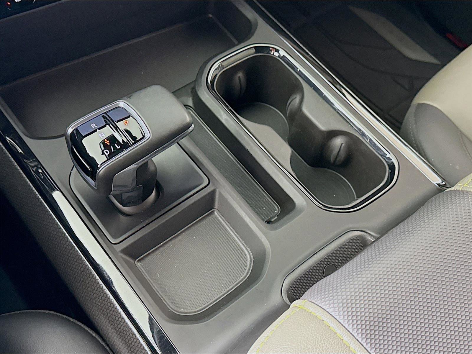 Used 2025 Chevrolet Silverado 1500 ZR2 w/ Technology Package image 11