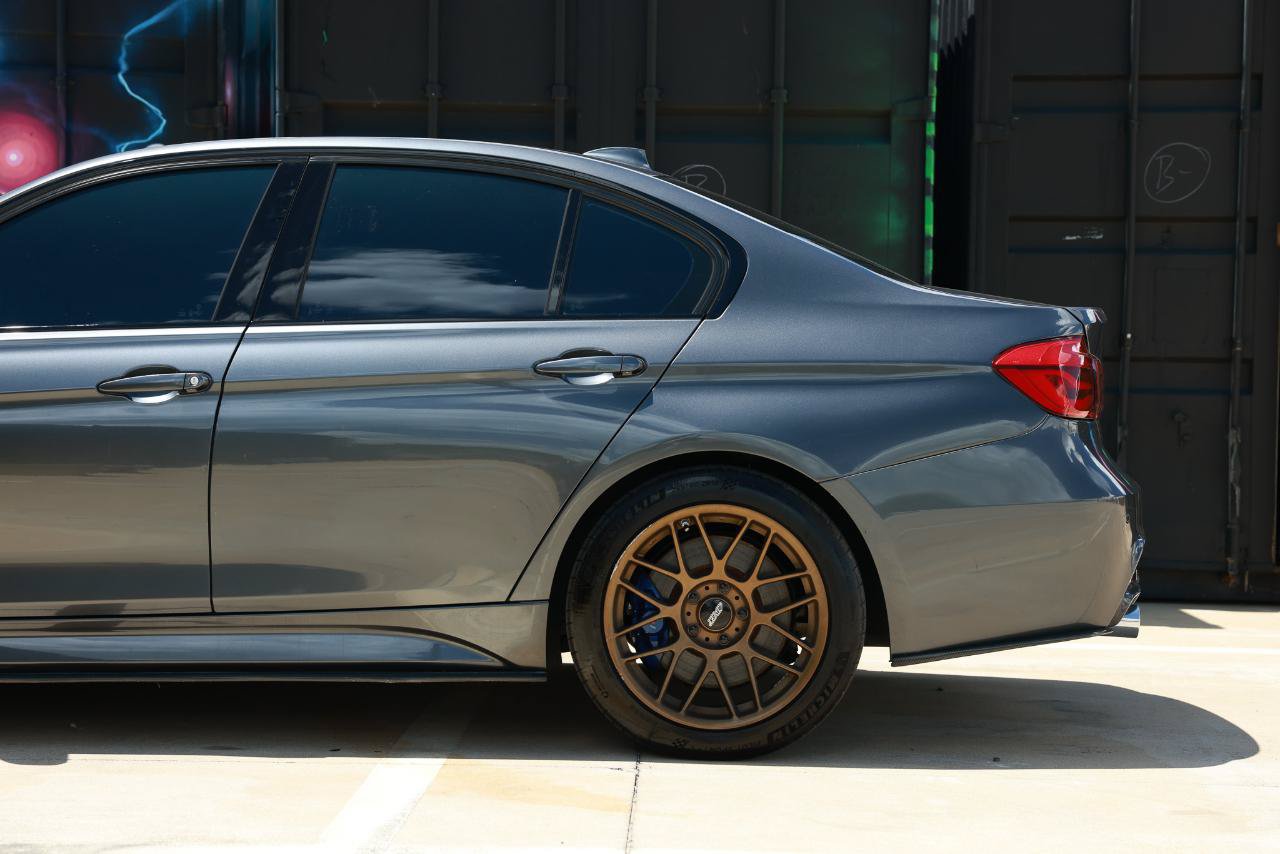 Used 2017 BMW 340i Sedan RWD image 28