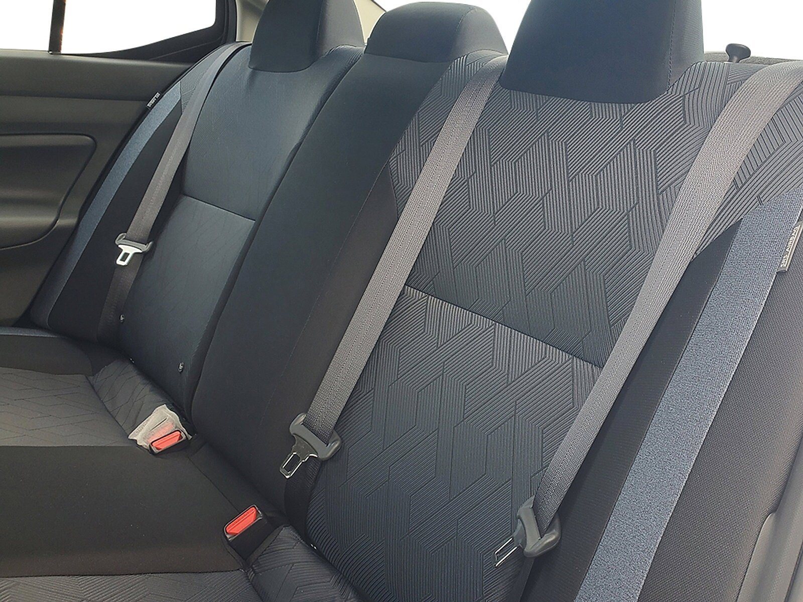 New 2025 Nissan Versa SV w/ Trunk Package FWD image 14