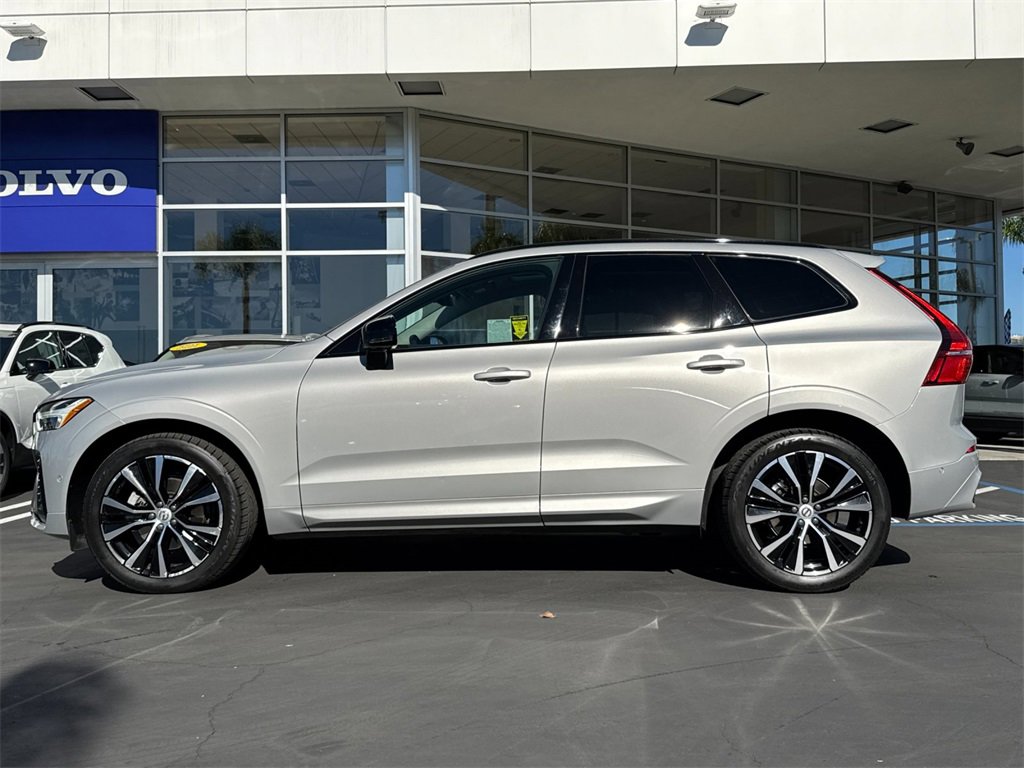 Certified 2023 Volvo XC60 B5 Plus image 2