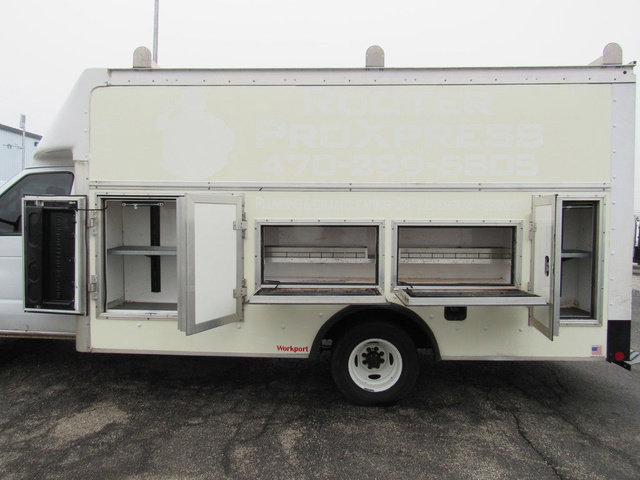 Used 2023 Ford E-450 and Econoline 450 Super Duty w/ Power Windows & Locks Group image 31