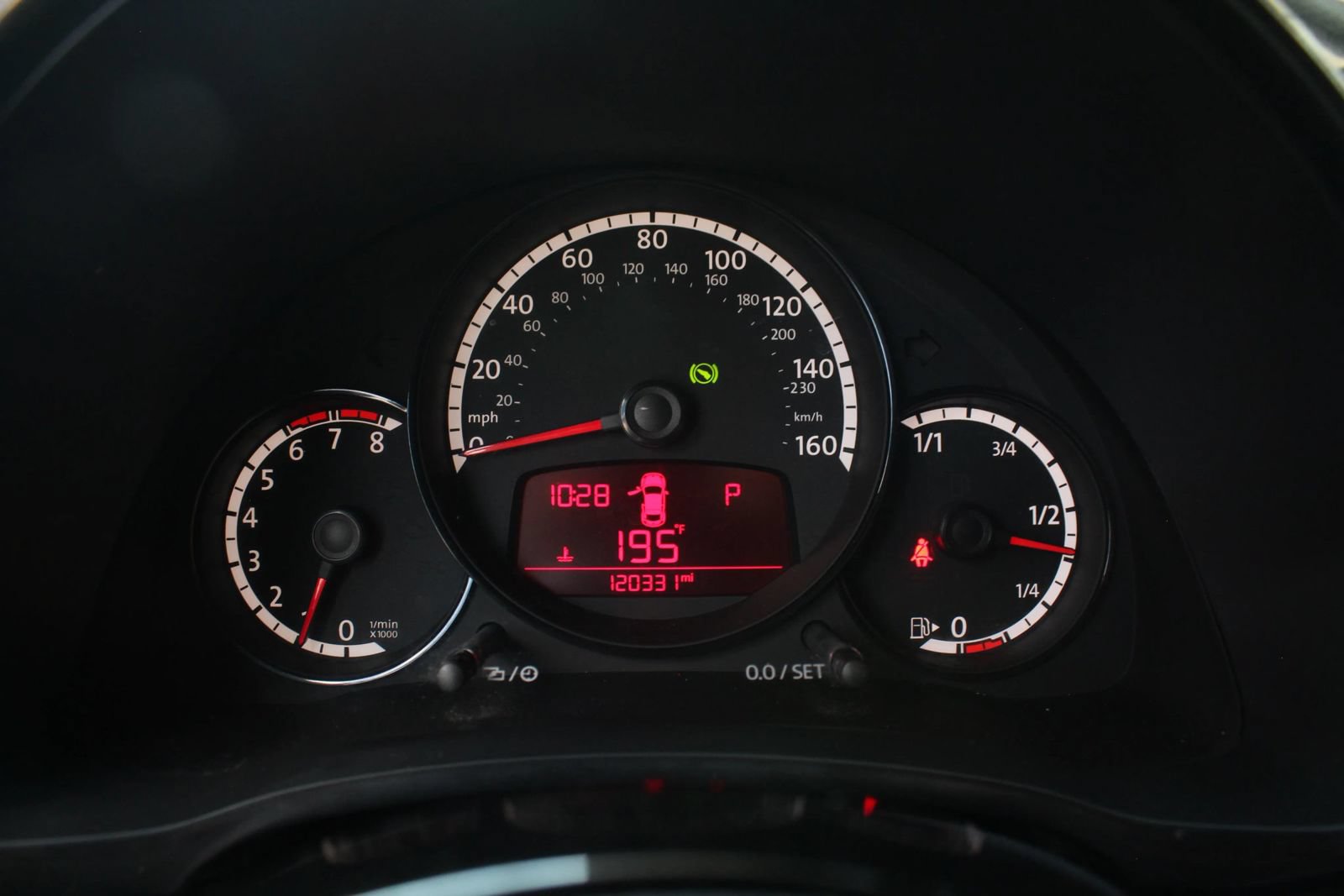 Used 2014 Volkswagen Beetle 1.8T FWD image 21