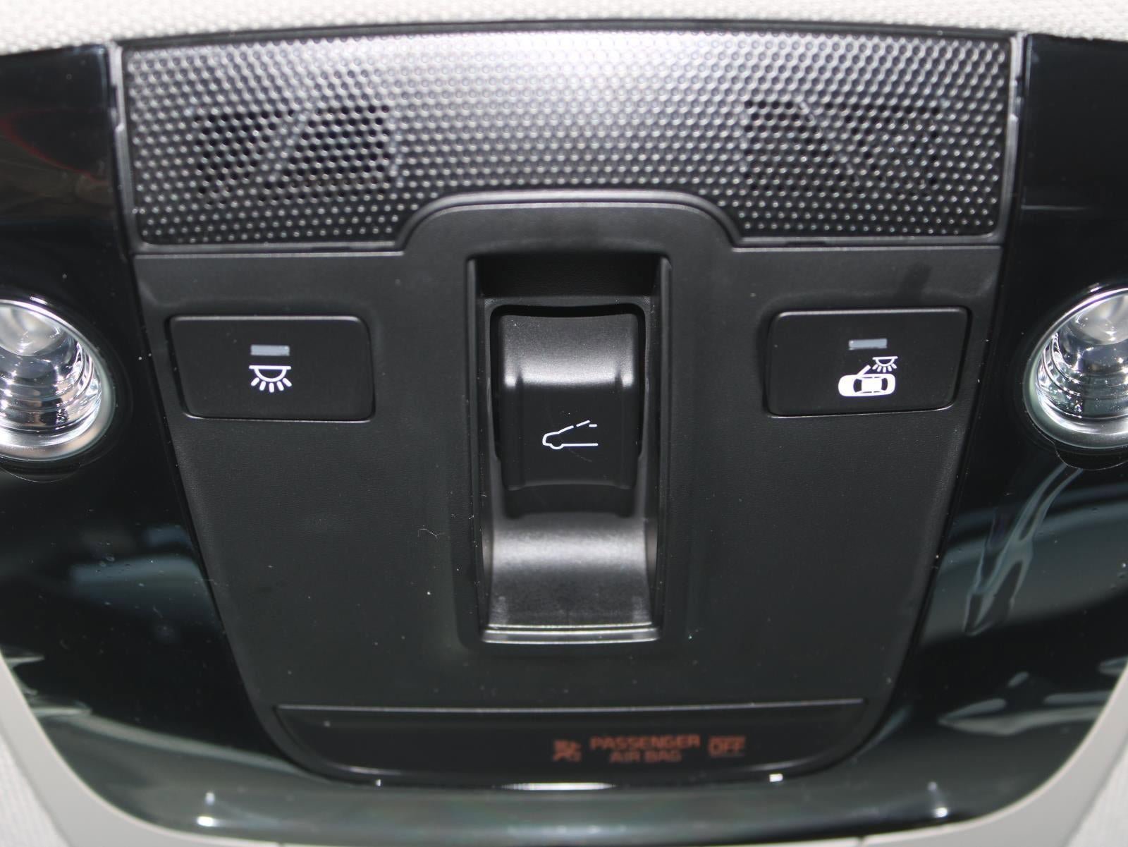 New 2026 Kia Sorento S w/ S Panoramic Sunroof Package image 11