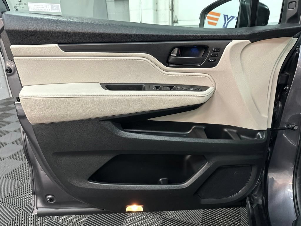 Used 2026 Honda Odyssey EX-L image 16