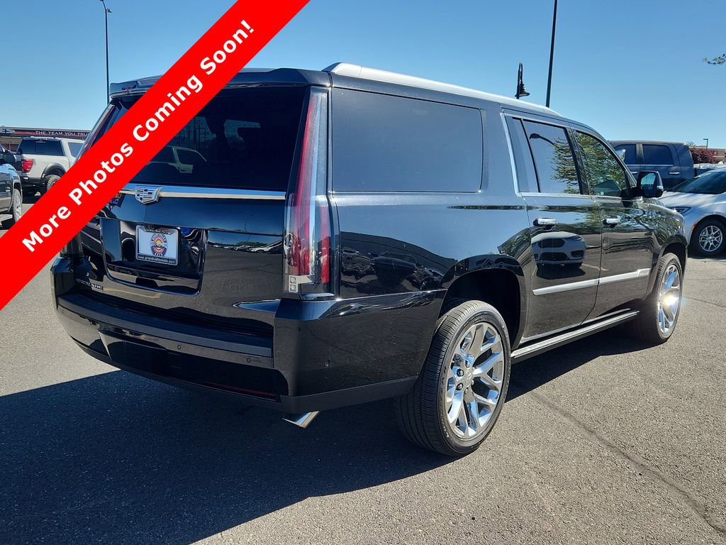 Used 2018 Cadillac Escalade ESV Platinum AWD/4WD image 3