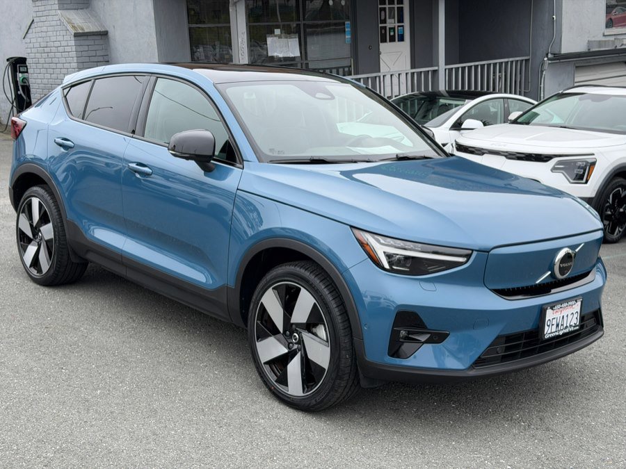 Used 2023 Volvo C40 P8 Recharge Ultimate AWD/4WD image 3