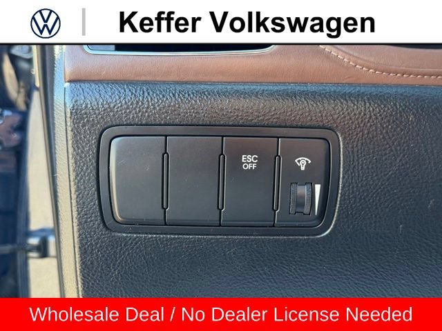 Used 2009 Hyundai Genesis 3.8 w/ Premium Pkg 2 RWD image 16