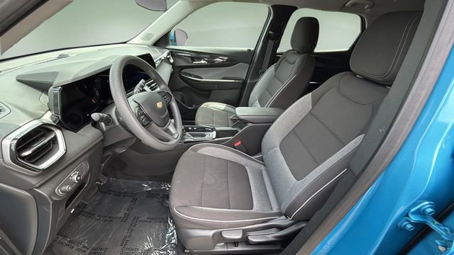 Used 2025 Chevrolet TrailBlazer LT w/ Driver Confidence Package AWD/4WD image 20