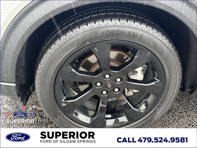 Used 2024 Ford Explorer ST-Line w/ Class IV Trailer Tow Package RWD image 13