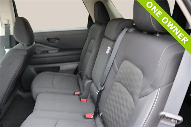 Used 2024 Nissan Pathfinder SV image 12