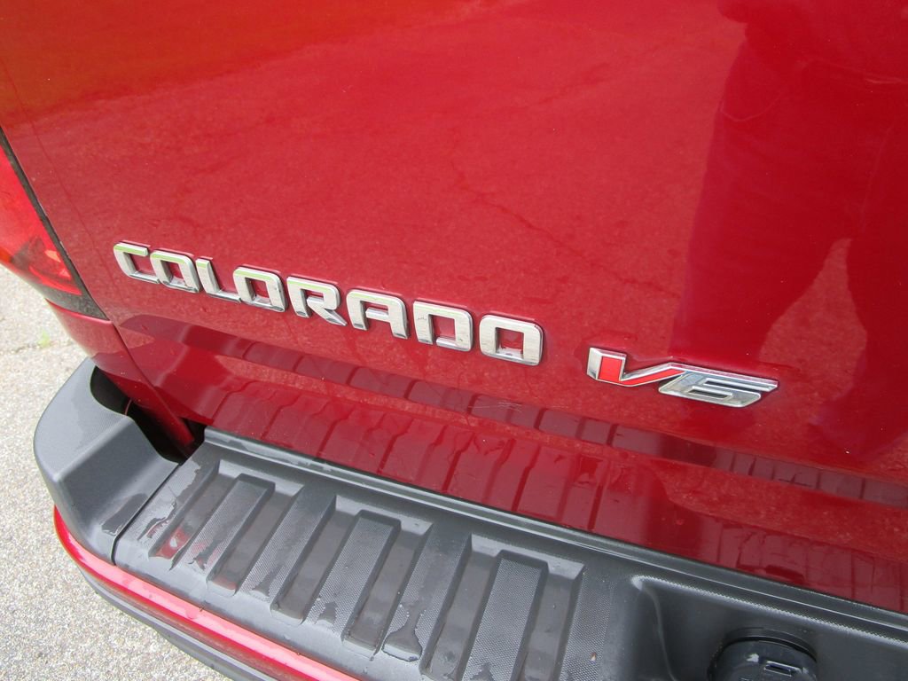 Used 2019 Chevrolet Colorado LT w/ LT Convenience Package RWD image 11