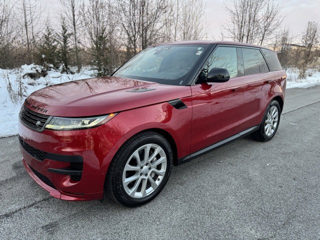 Used 2025 Land Rover Range Rover Sport SE