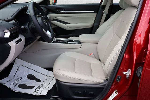 Used 2019 Nissan Altima 2.5 SL FWD image 11