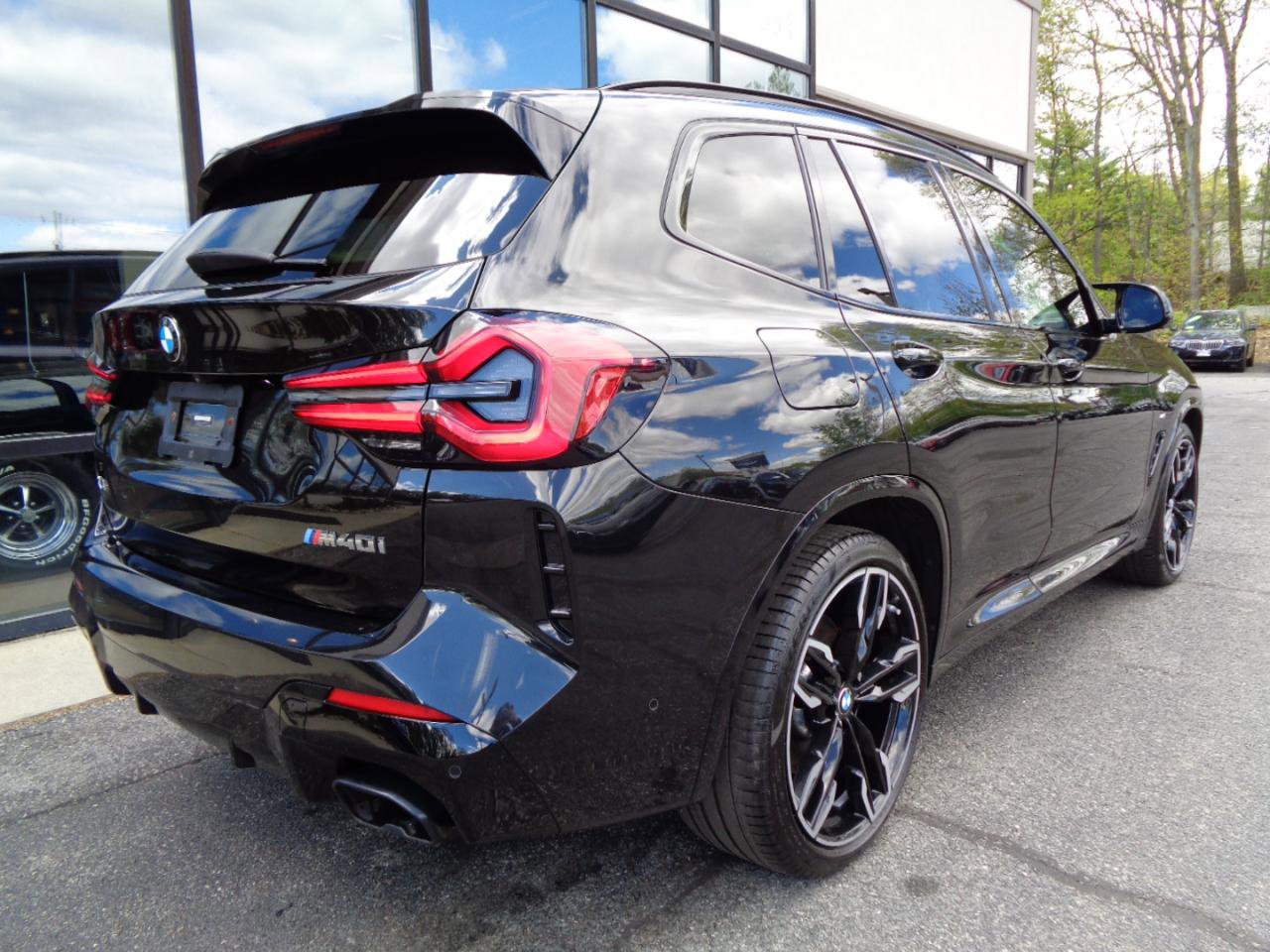 Used 2023 BMW X3 M40i AWD/4WD image 5