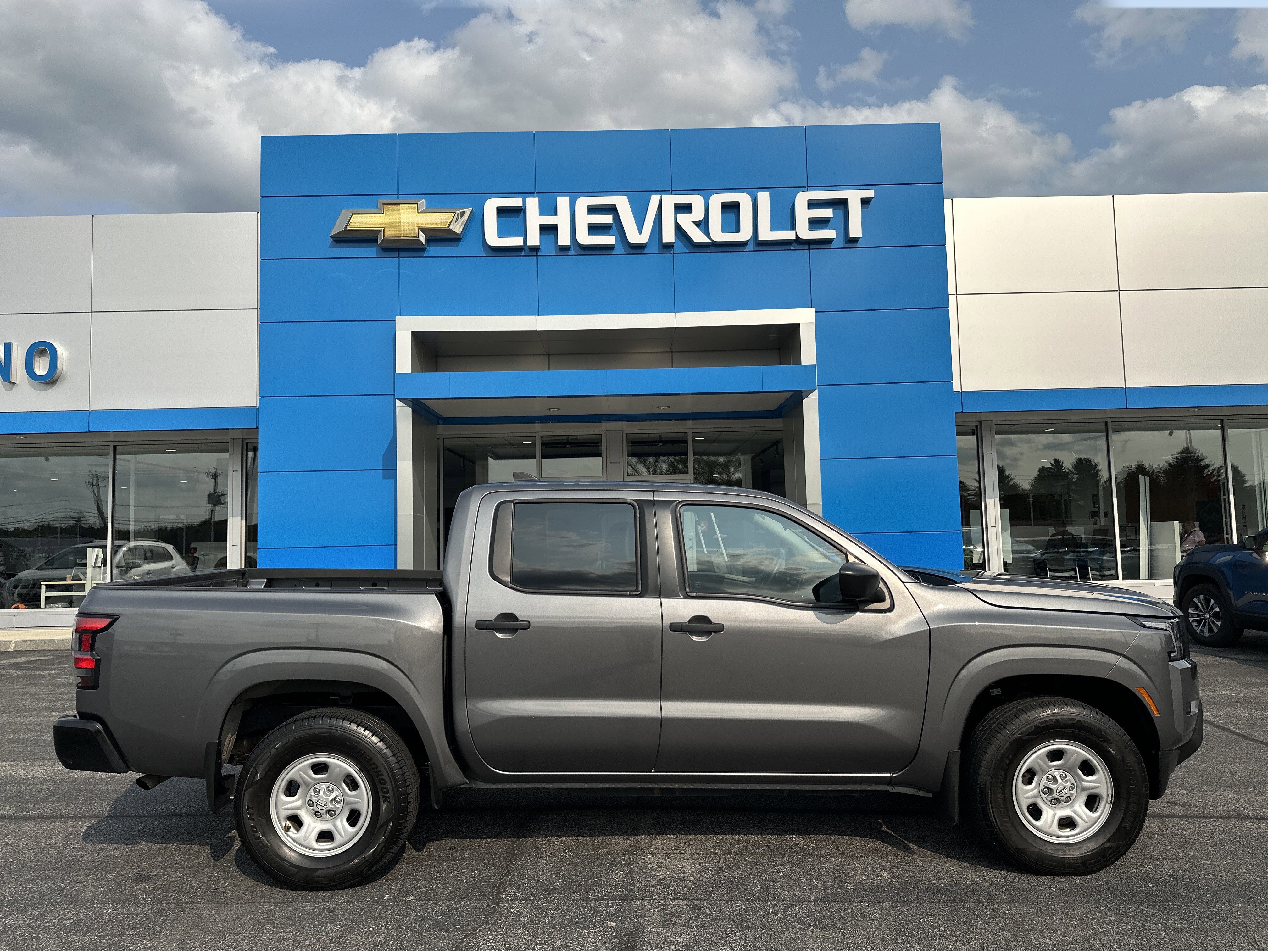 Used 2022 Nissan Frontier S w/ Technology Package image 1