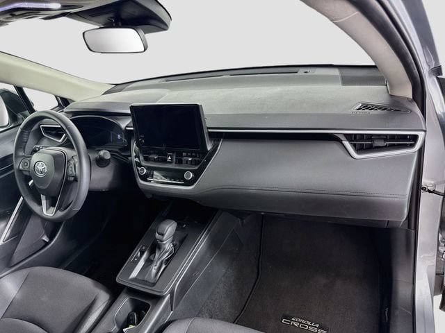 Certified 2026 Toyota Corolla Cross LE FWD image 28