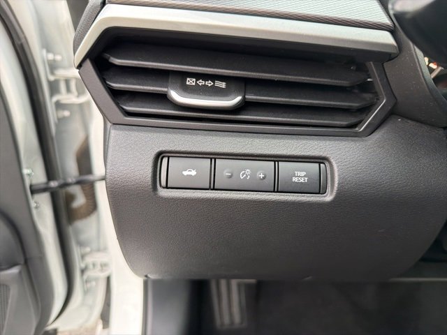 Used 2024 Nissan Altima 2.5 SR image 12