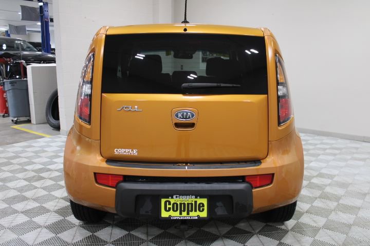 Used 2011 Kia Soul + w/ Audio Pkg image 8