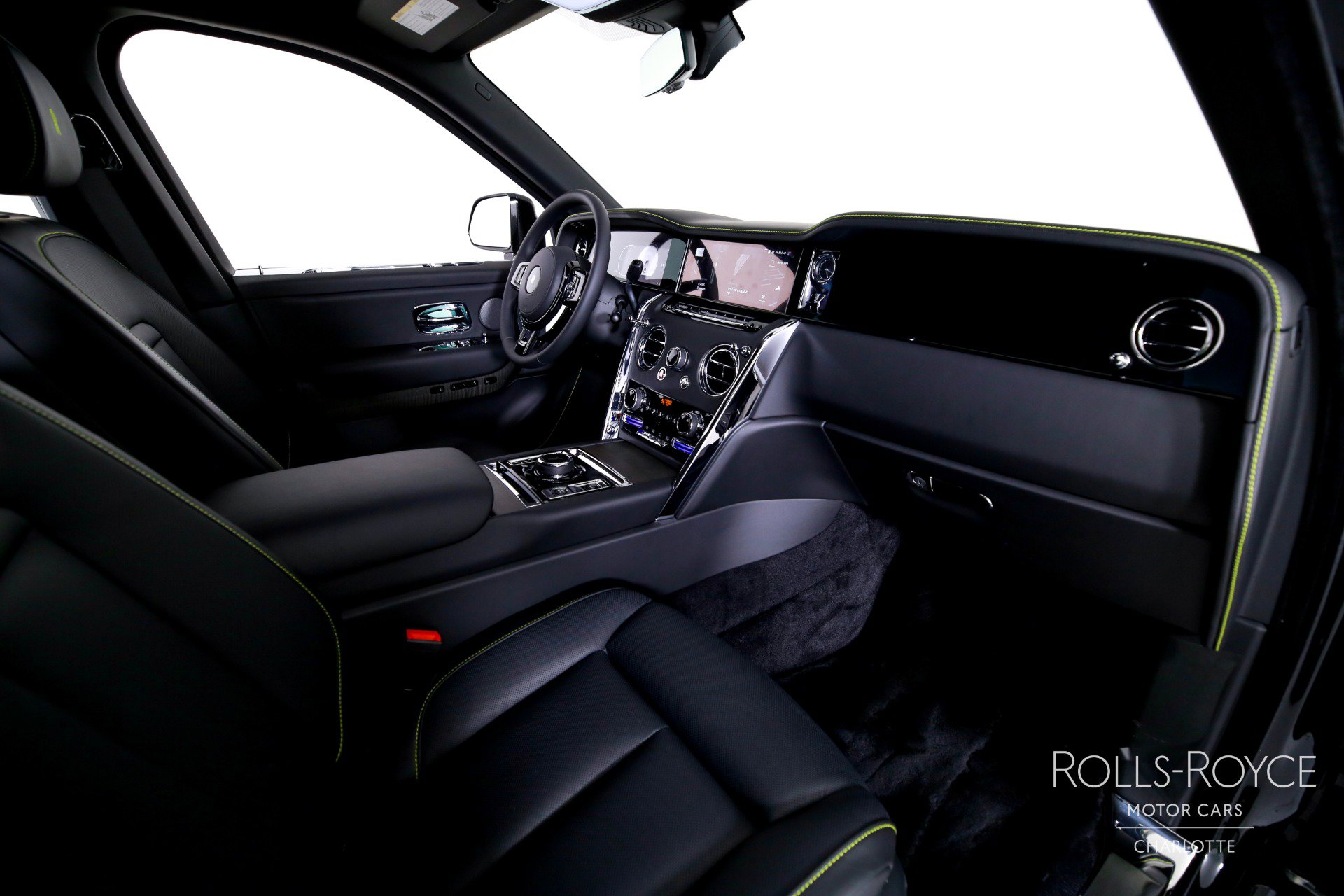 New 2026 Rolls-Royce Cullinan image 35