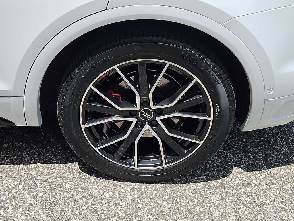 Used 2023 Audi SQ5 Prestige AWD/4WD image 3