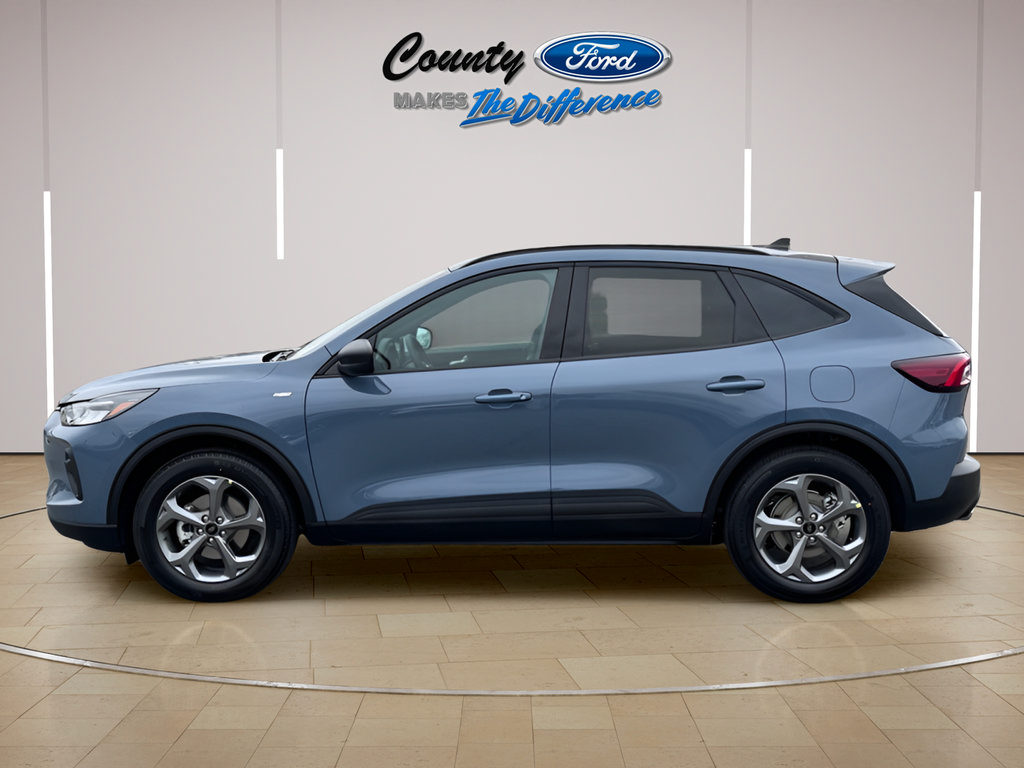 New 2026 Ford Escape ST-Line w/ Tech Pack #1 FWD image 3