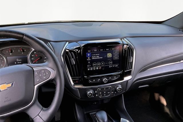 Used 2023 Chevrolet Traverse LT image 9